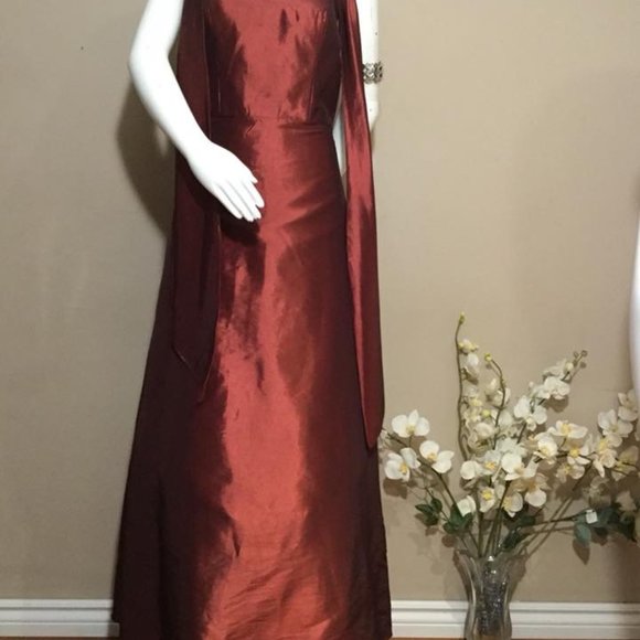 Bella Designs Formal Burgandy A Line Evening Dress Size 12 - Picture 6 of 8